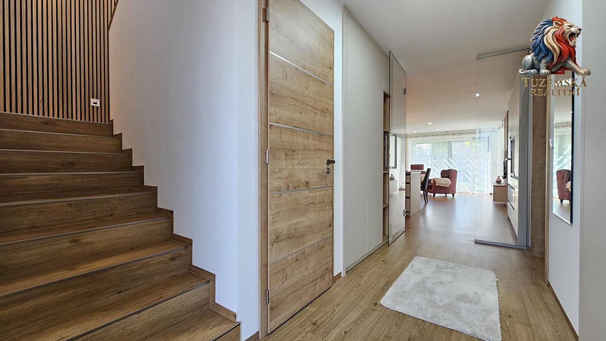 Prodej rodinného domu 165 m², pozemek 329 m² – fotografie 4