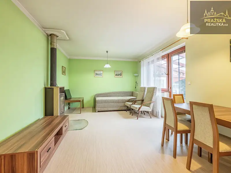 Prodej rodinného domu 100 m², pozemek 980 m², Všestary – náhled fotky 3