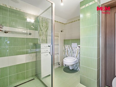 Haus zum Kauf, 130 m² (2 von 30)