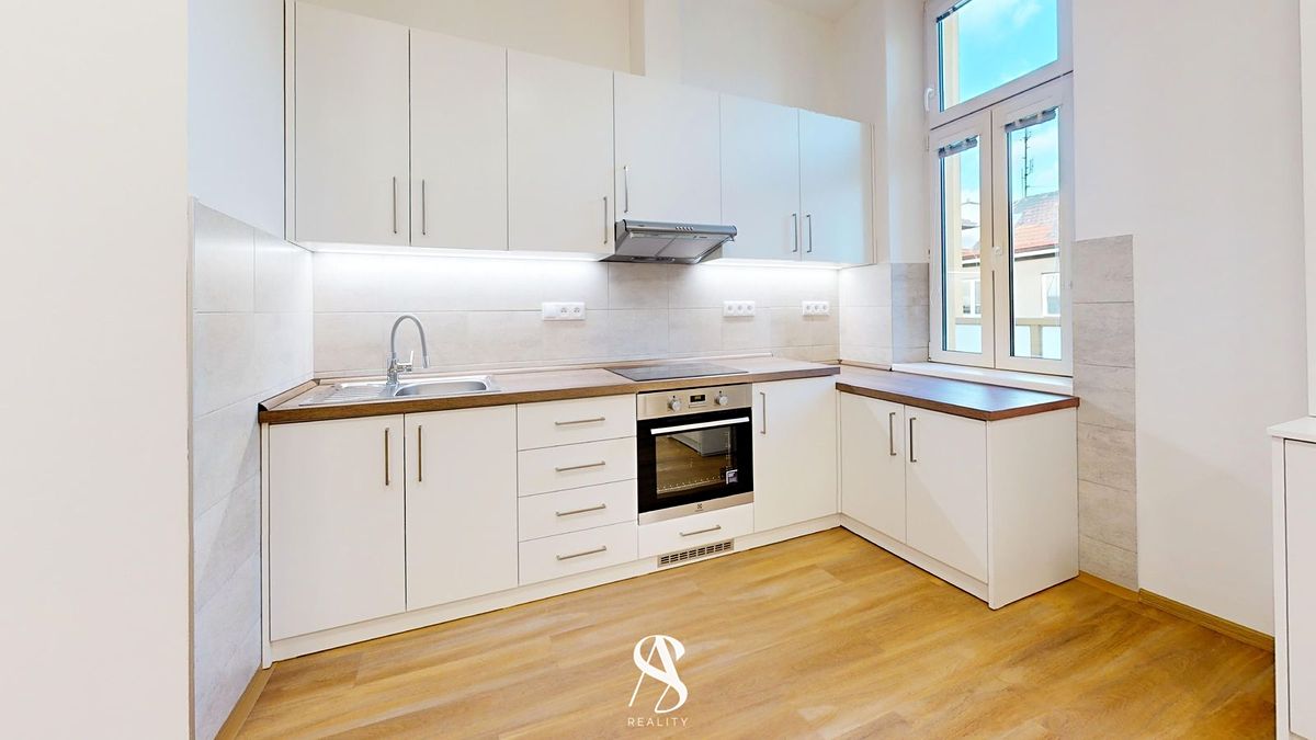 Pronájem bytu 3+kk 83 m² – fotografie 2