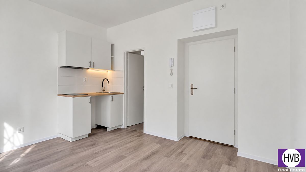 Prodej bytu 1+kk 17 m² – fotografie 2