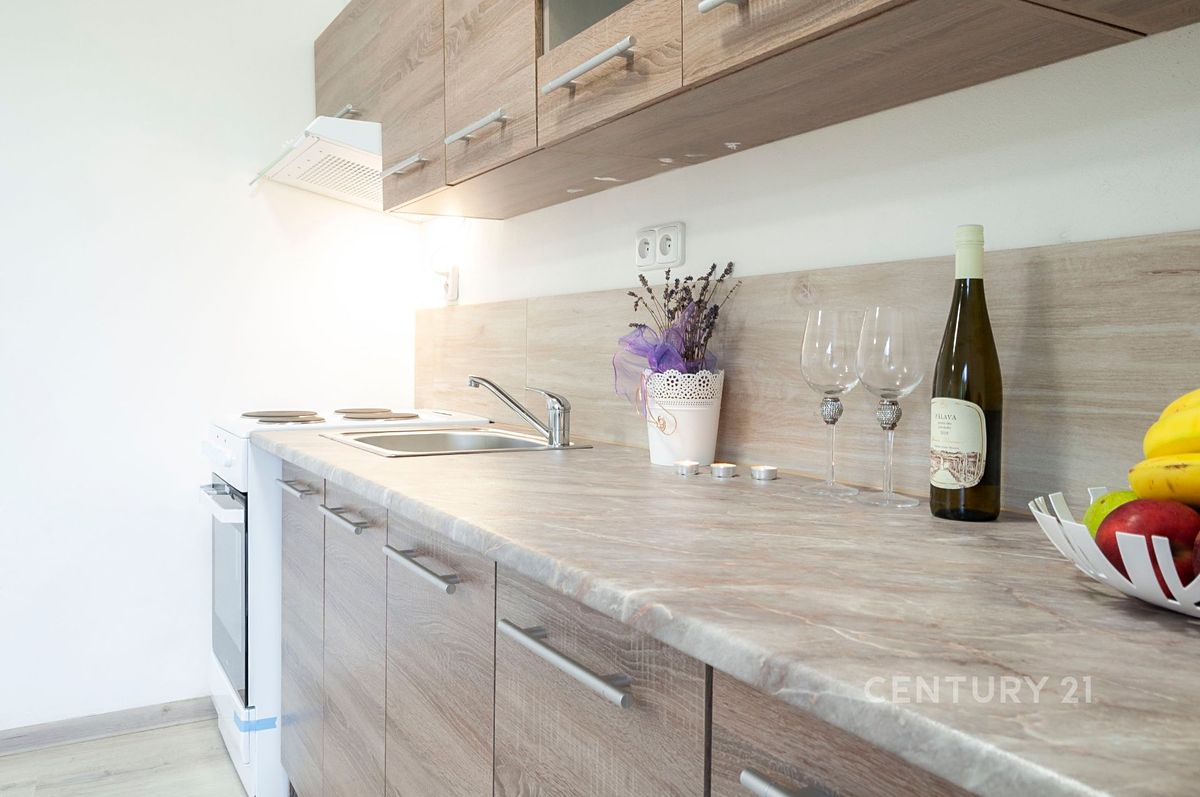 Pronájem bytu 2+kk 55 m² – fotografie 5