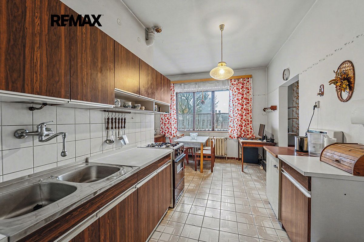 Prodej rodinného domu 108 m², pozemek 504 m² – fotografie 2