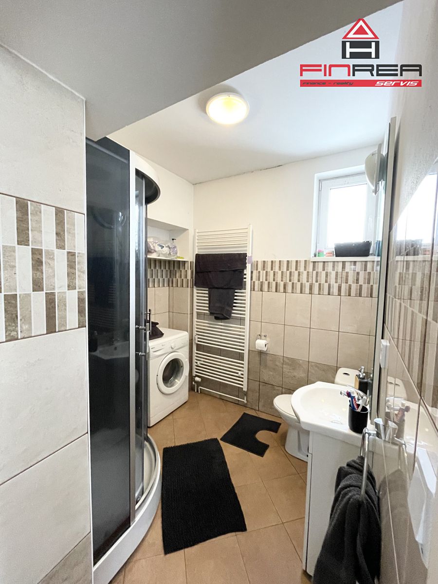 Prodej vily 150 m², pozemek 745 m² – fotografie 5