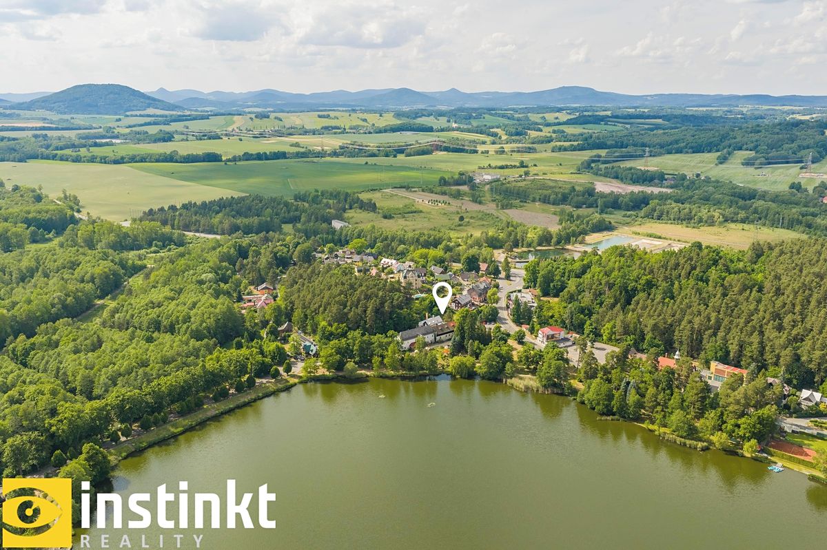 Prodej stavebního pozemku 1053 m² – fotografie 2