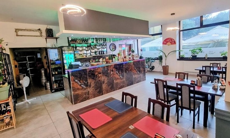 Pronájem komerčního prostoru, 430 m² (1 z 19)