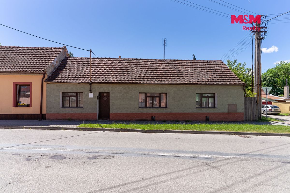 Prodej rodinného domu 80 m², pozemek 442 m² – fotografie 4