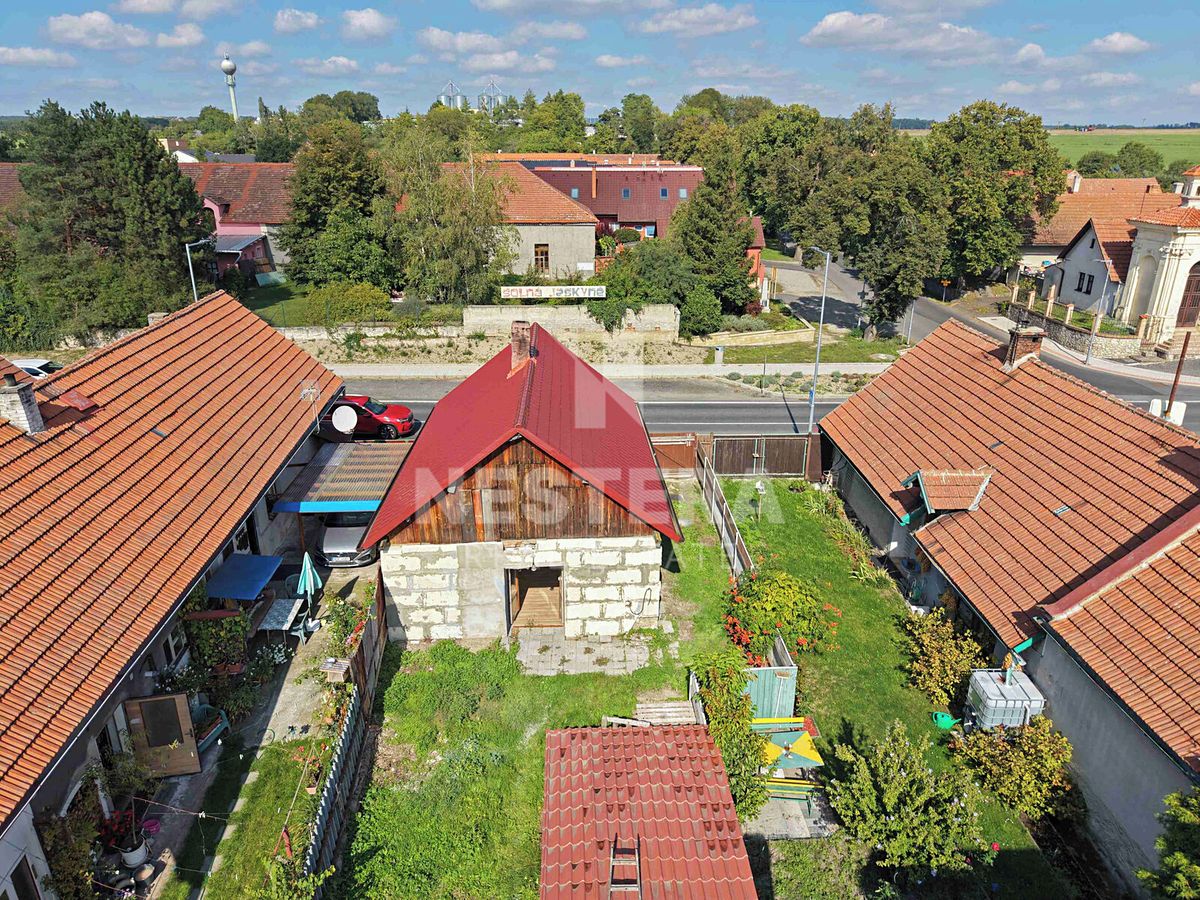Prodej rodinného domu 50 m², pozemek 183 m² – fotografie 3