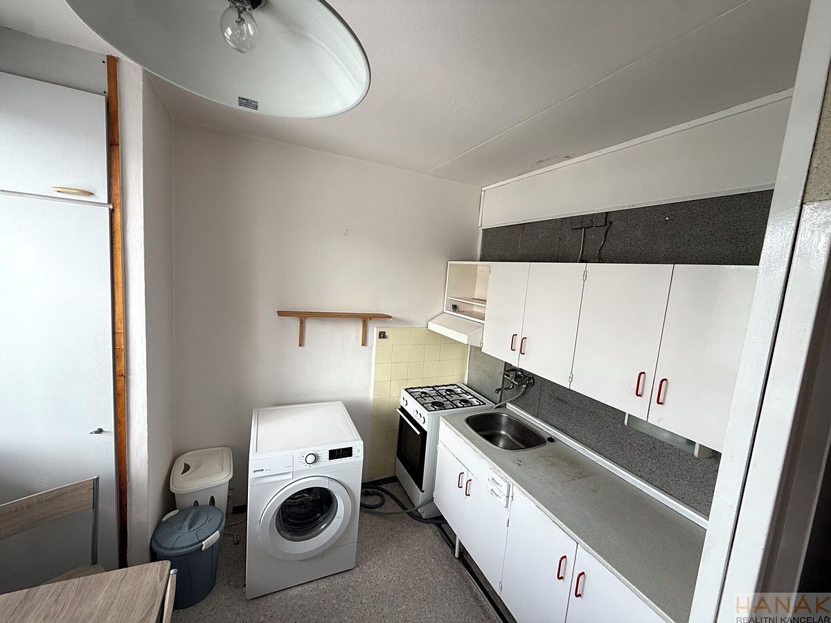 Pronájem bytu 1+1 34 m² – fotografie 3