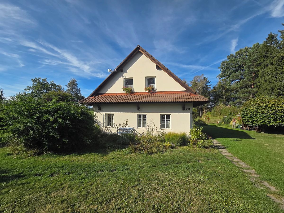 Prodej rodinného domu 260 m², pozemek 2599 m² – fotografie 4