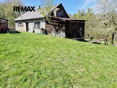 Prodej rodinného domu 102 m², pozemek 2222 m²