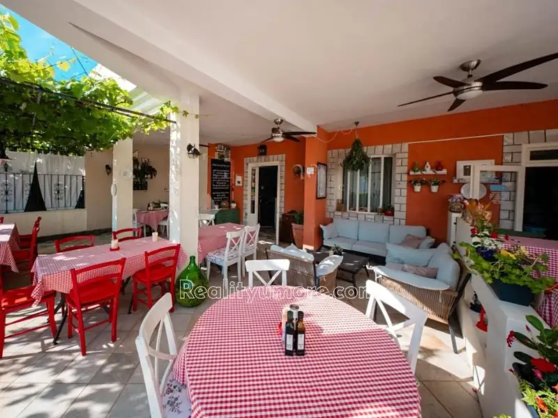 Prodej restaurace 608 m², Pag – náhled fotky 1