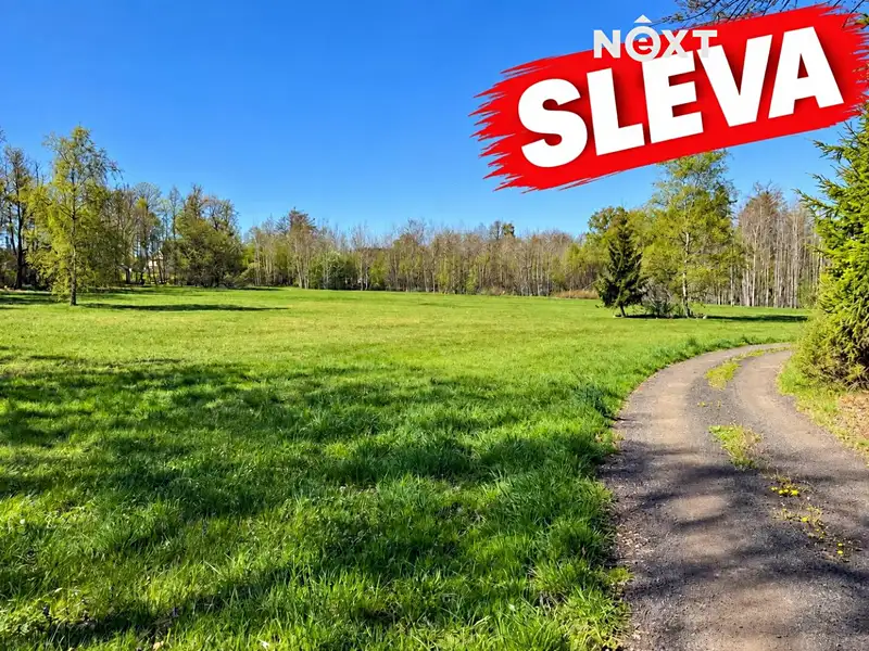 Prodej stavebního pozemku 8053 m², Nová Role – náhled fotky 1