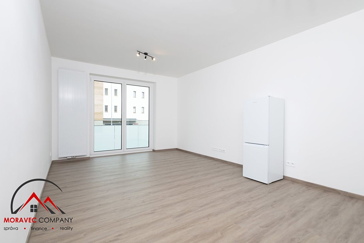 Pronájem bytu 1+kk 32 m² – fotografie 5