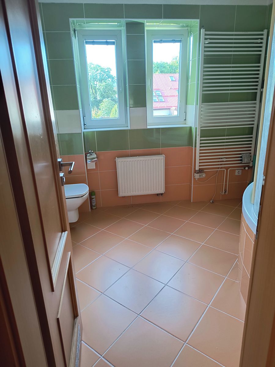 Pronájem bytu 2+kk 56 m² – fotografie 3
