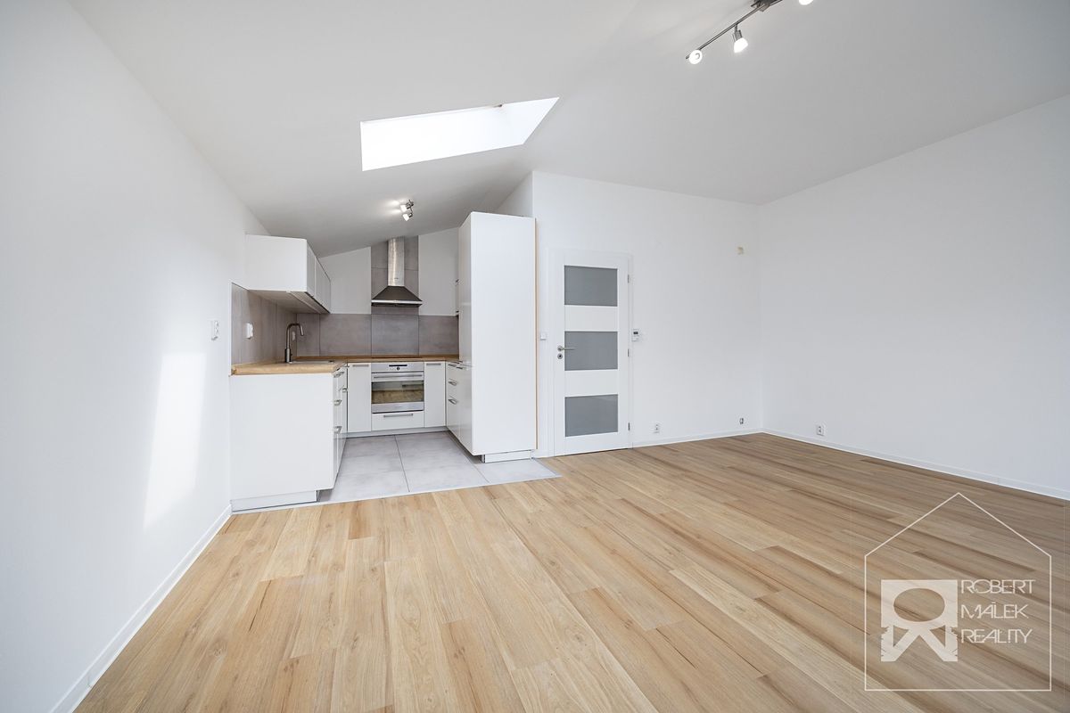 Prodej bytu 2+kk 50 m² – fotografie 2