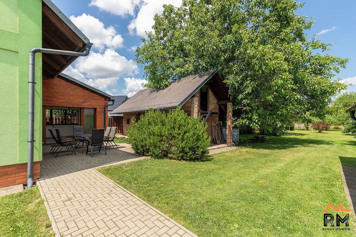 Prodej rodinného domu 153 m², pozemek 857 m² – fotografie 4