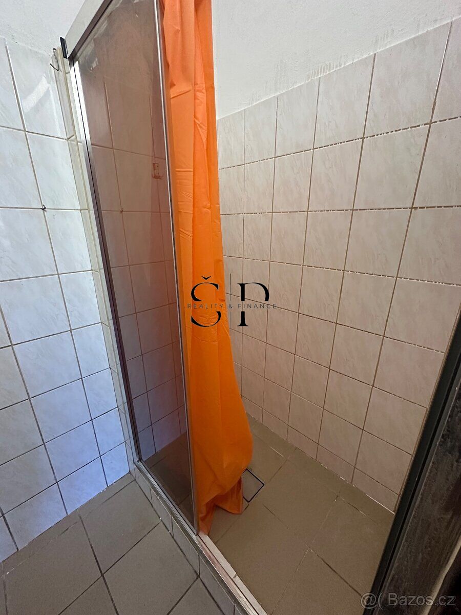 Pronájem bytu 1+kk 20 m² – fotografie 3