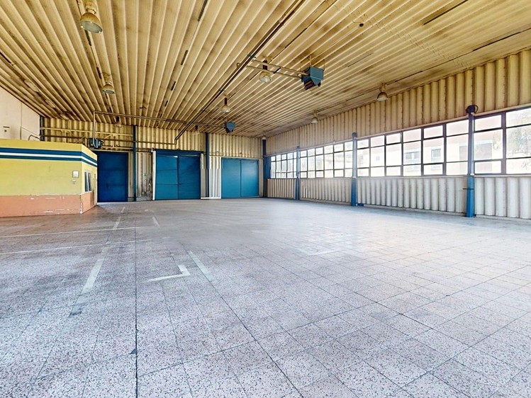 Комерційне приміщення в оренду, 760 м² (9 з 18)