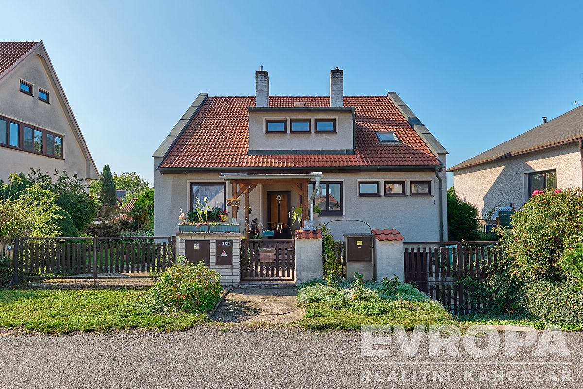 Prodej rodinného domu 150 m², pozemek 1131 m²