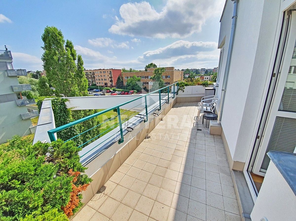 Pronájem bytu 3+1 100 m² – fotografie 2