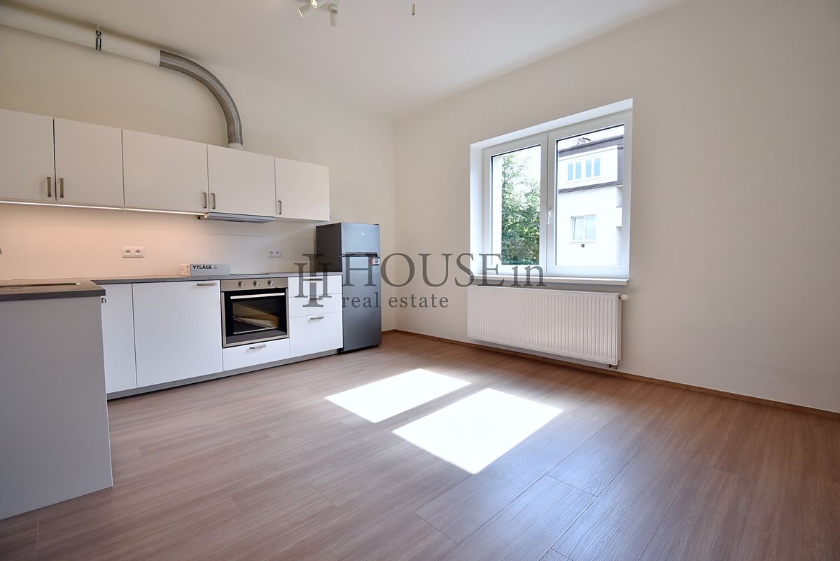 Pronájem bytu 2+kk 37 m²