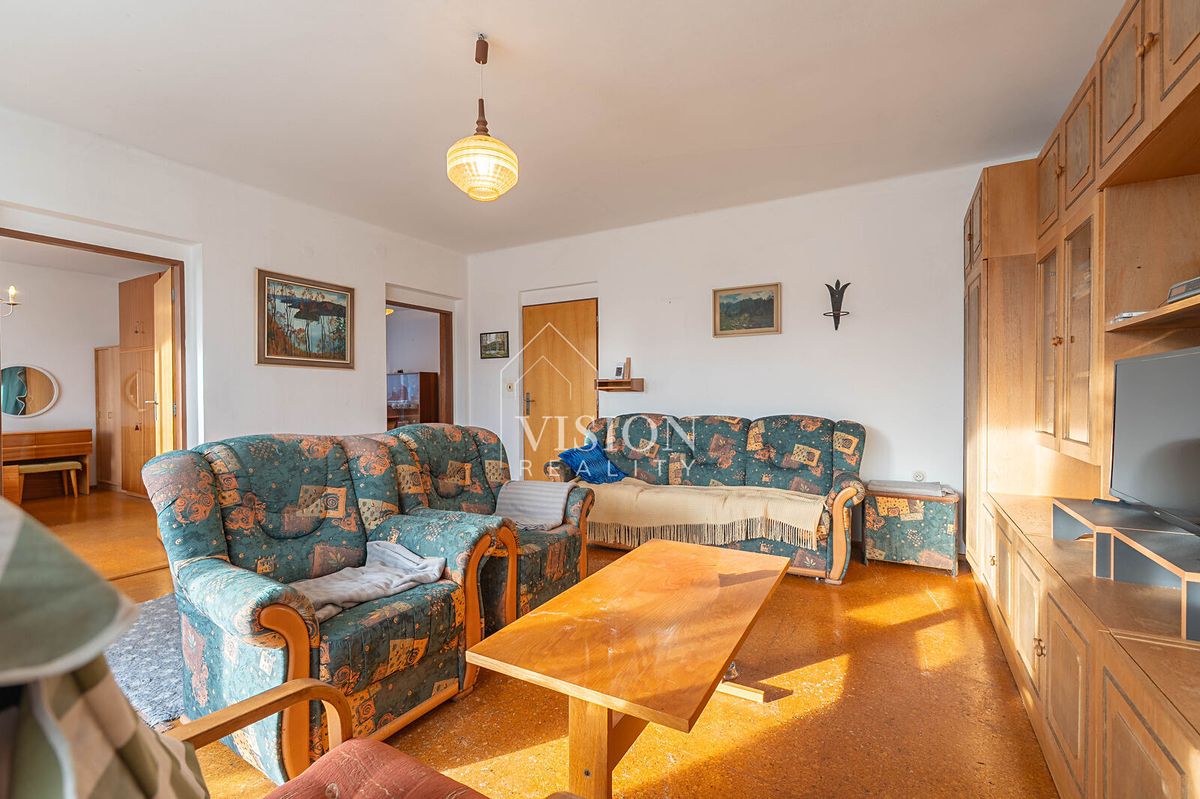 Prodej vícegeneračního domu 204 m², pozemek 809 m² – fotografie 4