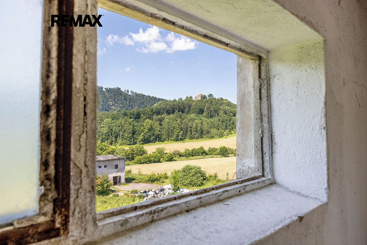 Prodej komerčního pozemku 8581 m² – fotografie 3