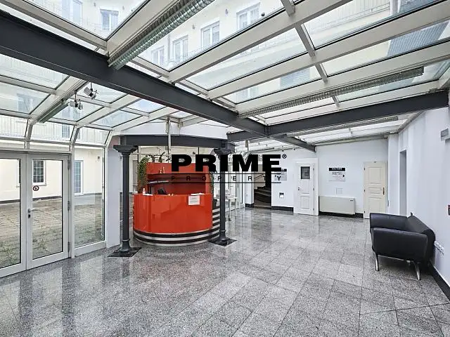 Pronájem kanceláře 212 m², Praha – náhled fotky 2