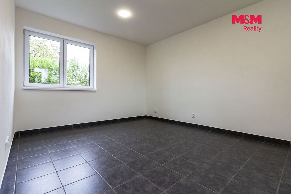 Prodej rodinného domu 94 m², pozemek 581 m² – fotografie 5