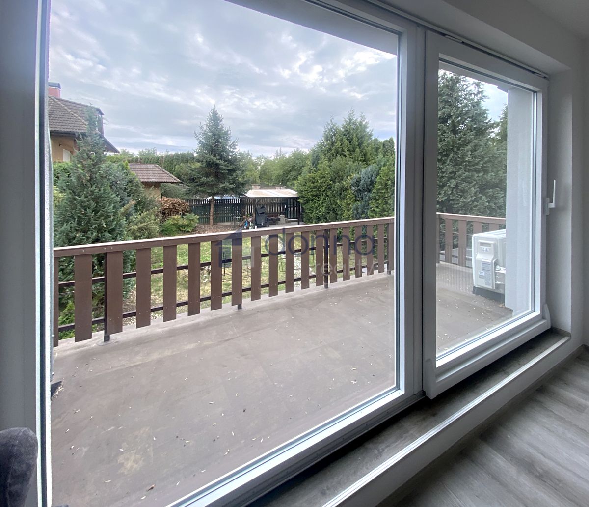 Pronájem rodinného domu 176 m², pozemek 336 m² – fotografie 3