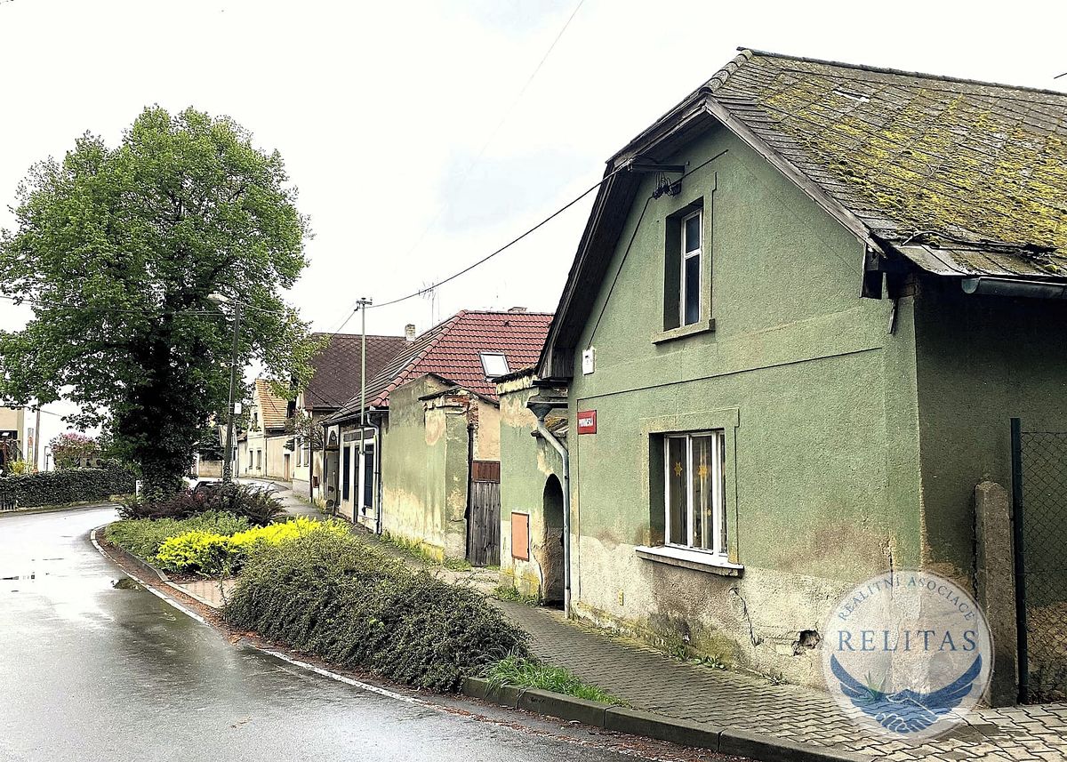 Prodej rodinného domu 124 m², pozemek 1873 m²
