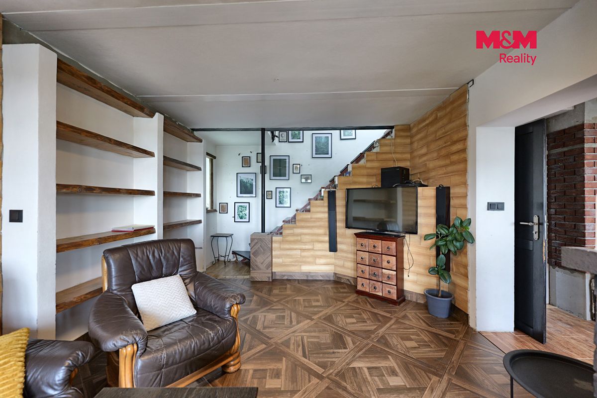 Prodej rodinného domu 93 m², pozemek 765 m² – fotografie 4