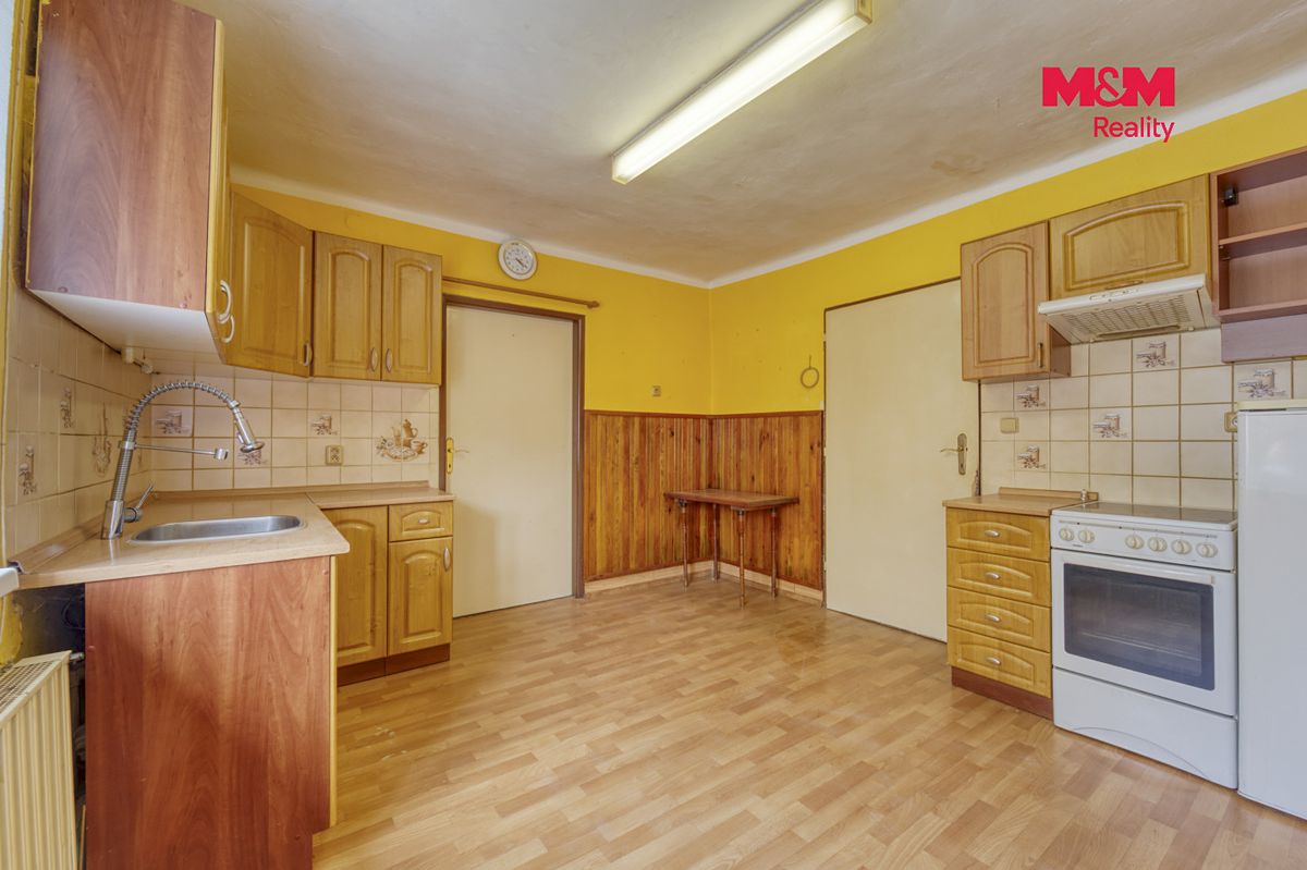 Prodej rodinného domu 115 m², pozemek 530 m² – fotografie 4