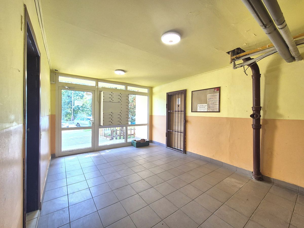 Pronájem bytu 2+1 62 m² – fotografie 2