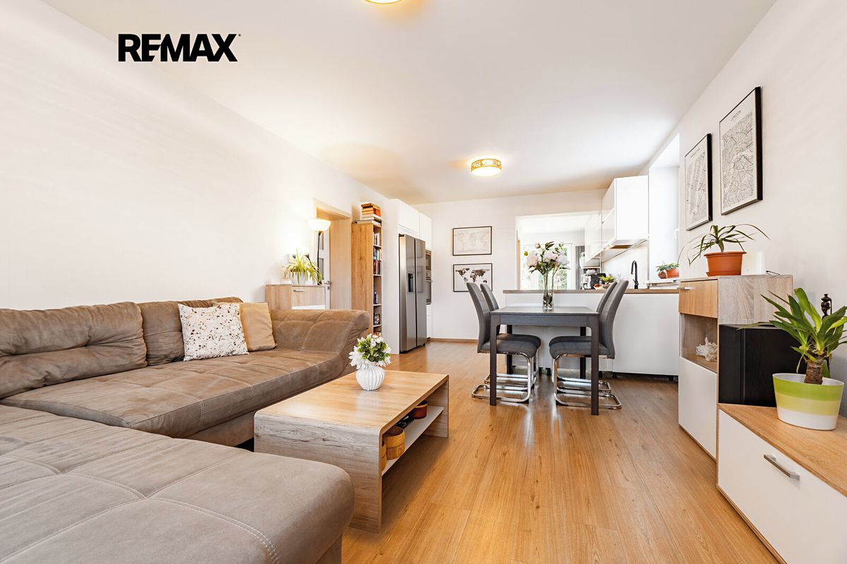 Prodej rodinného domu 163 m², pozemek 1205 m² – fotografie 3