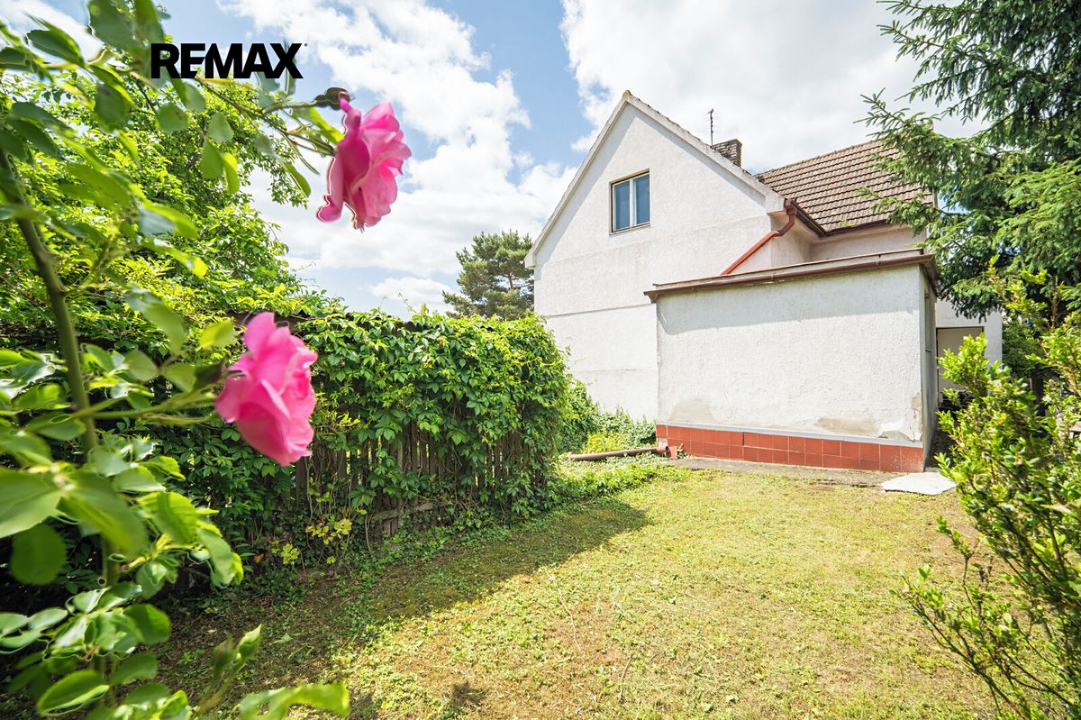 Prodej rodinného domu 150 m², pozemek 705 m² – fotografie 2