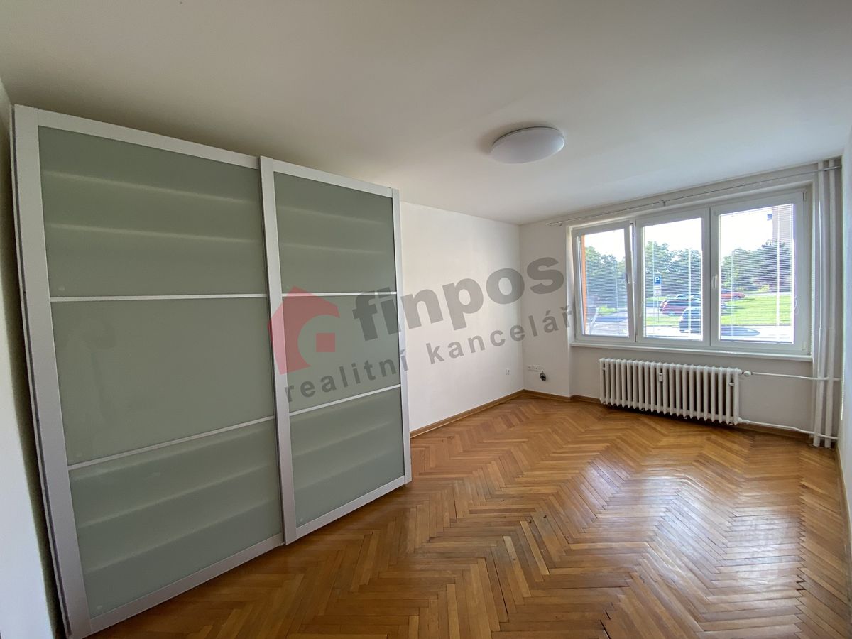 Pronájem bytu 2+1 53 m² – fotografie 4