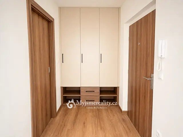 Pronájem bytu 1+1 41 m² – fotografie 4
