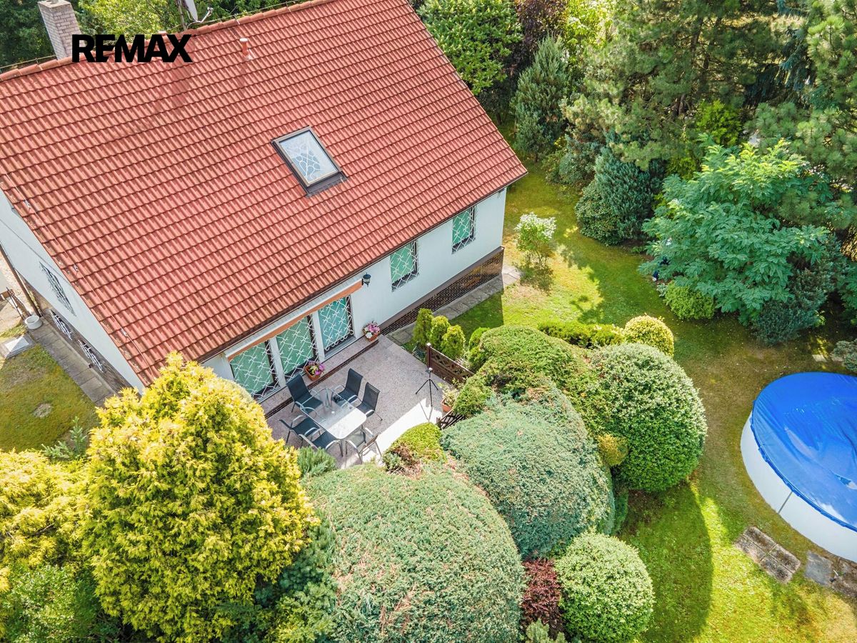 Prodej rodinného domu 170 m², pozemek 1234 m² – fotografie 2