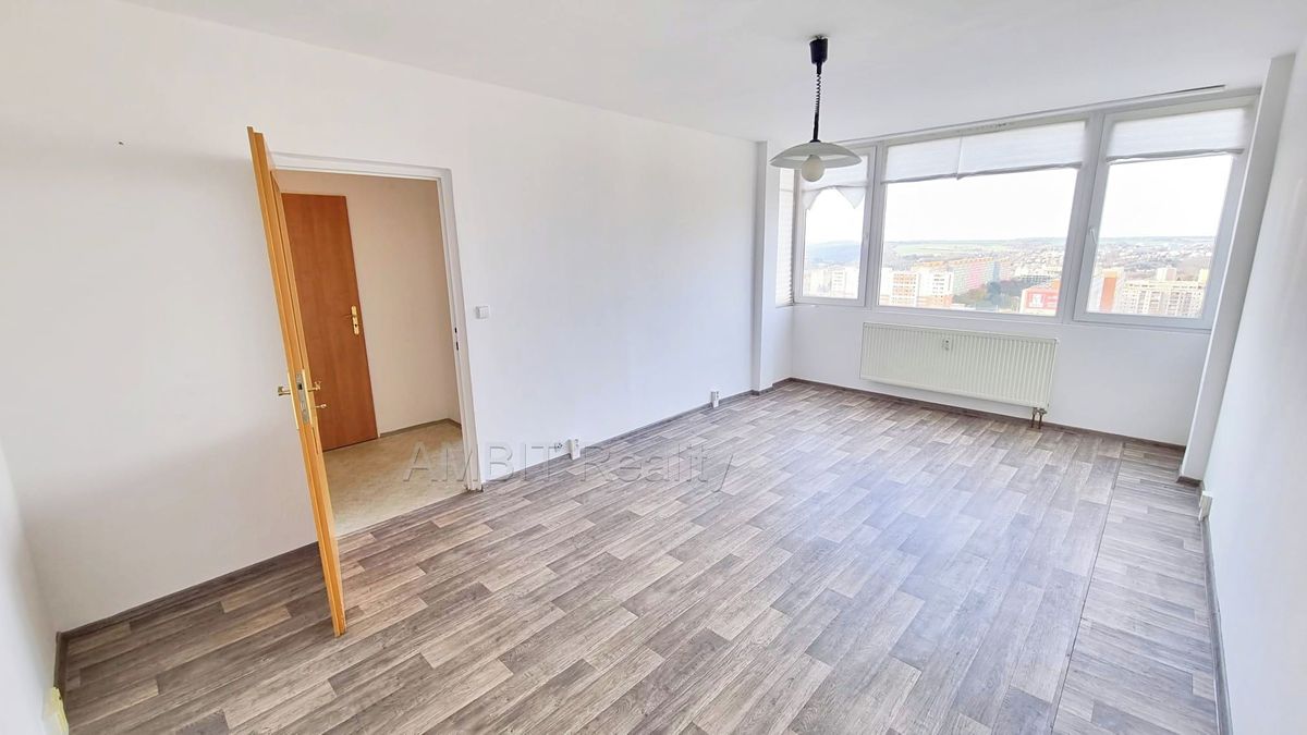 Pronájem bytu 1+1 37 m² – fotografie 3