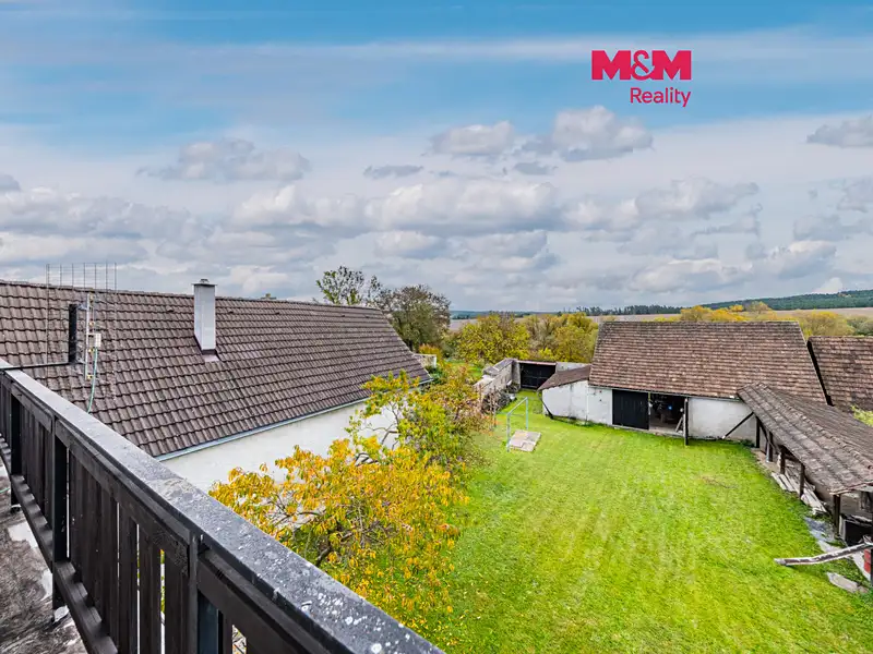 Prodej rodinného domu 230 m², pozemek 2849 m², Bechyně – náhled fotky 1