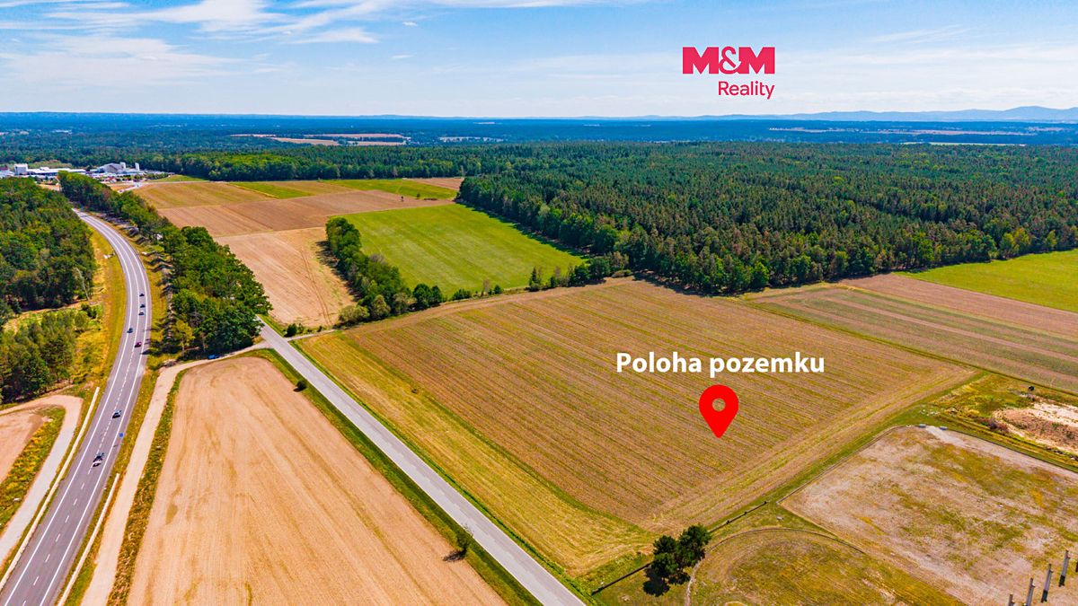 Prodej komerčního pozemku 3912 m²