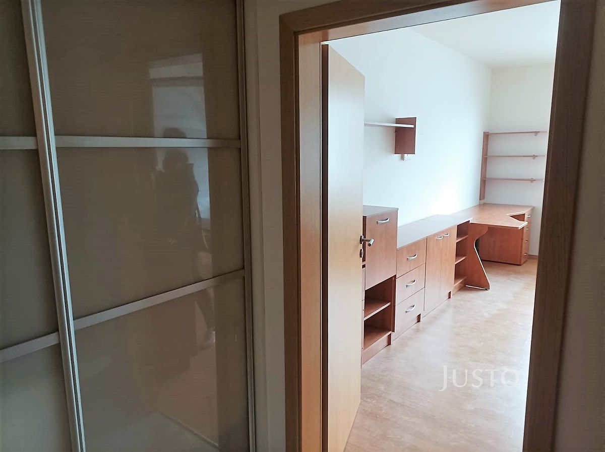 Pronájem bytu 1+kk 38 m² – fotografie 5