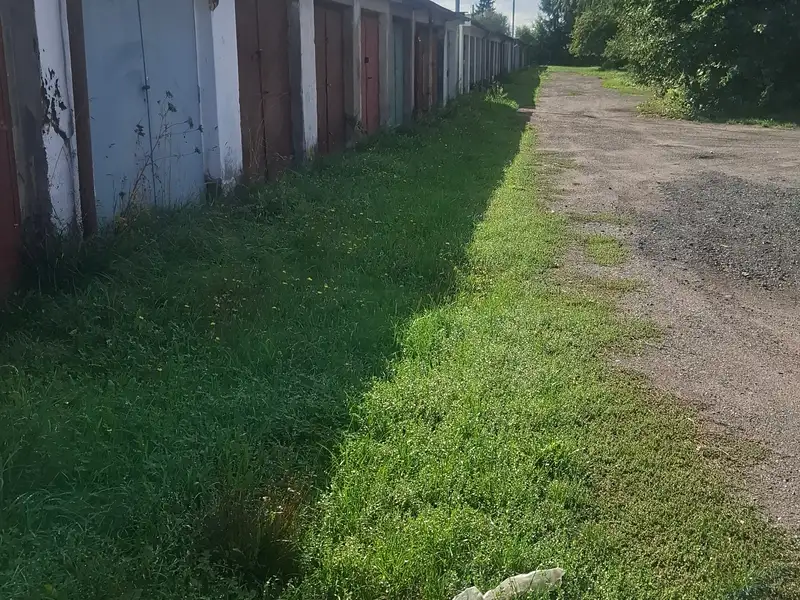 Prodej garáže 18 m², Pardubice – náhled fotky 1