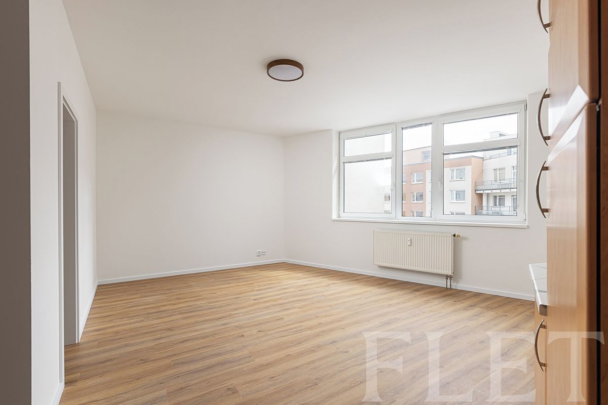 Pronájem bytu 2+kk 52 m² – fotografie 2