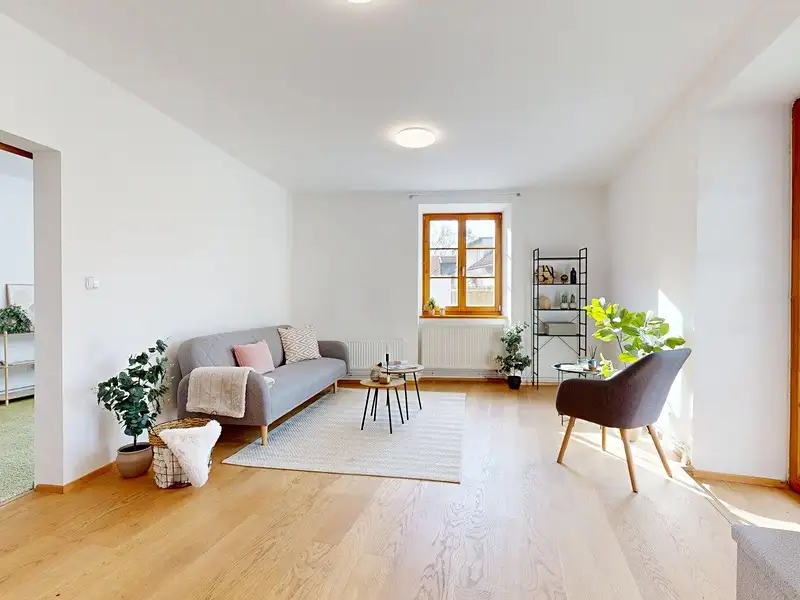 Prodej rodinného domu 317 m², pozemek 1233 m², Čáslav – náhled fotky 2