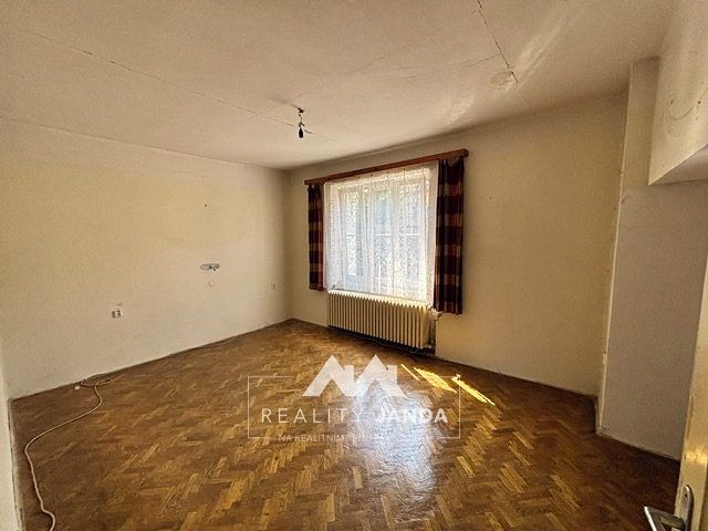 Prodej rodinného domu 100 m², pozemek 152 m² – fotografie 2