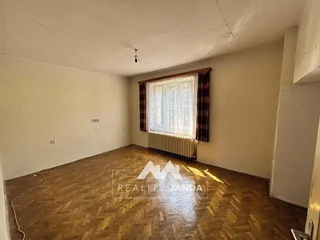Prodej rodinného domu 100 m², pozemek 152 m², Praha – náhled fotky 2