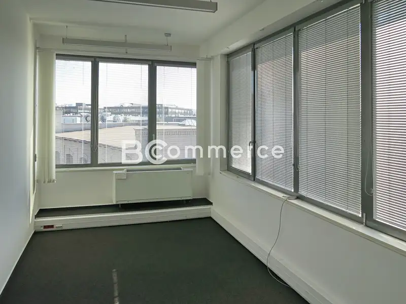 Pronájem kanceláře 397 m², Brno – náhled fotky 2